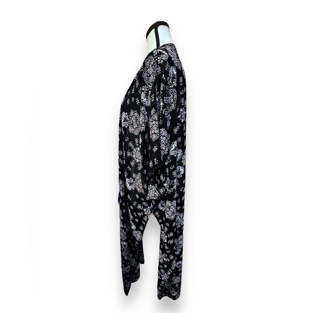 Women’s torrid 1 2 Black Mandala Print Chiffon Kimono Duster 14 16 18 20 1X 2X - Picture 5 of 14